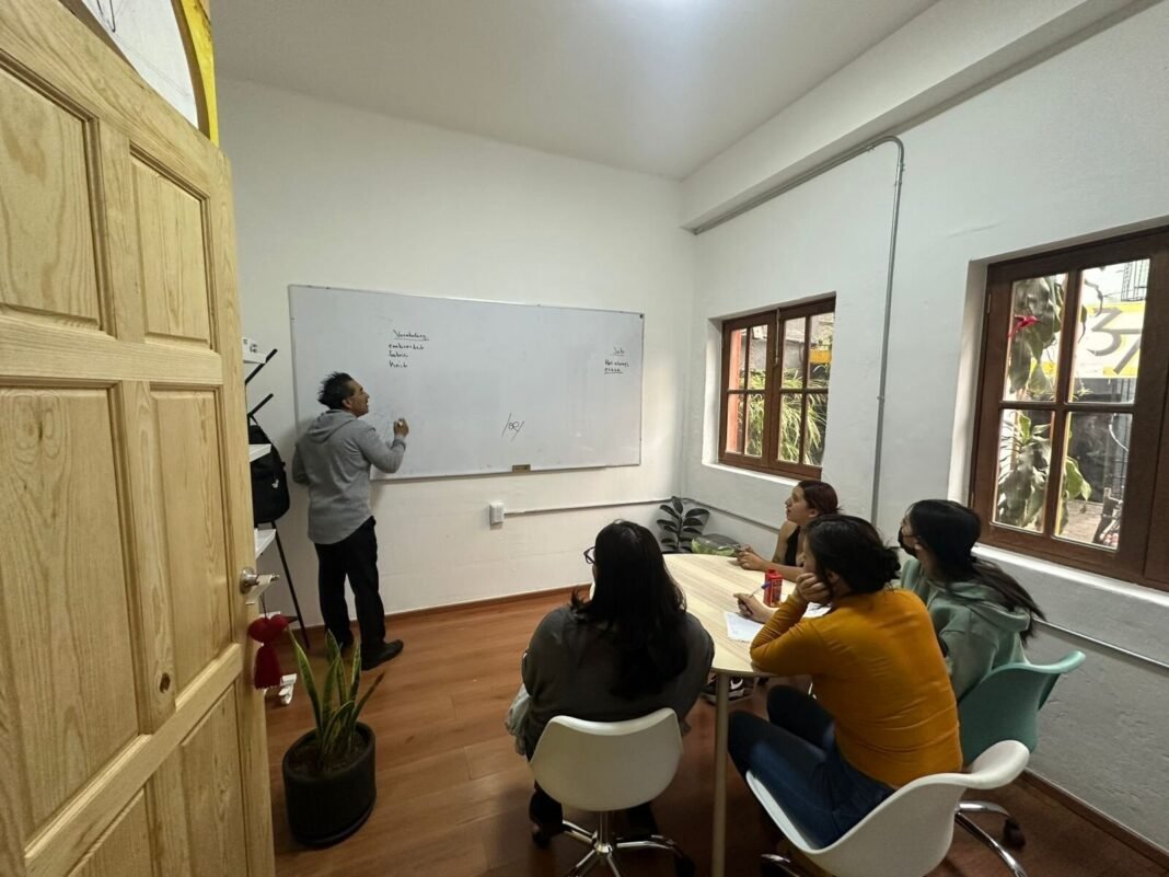 Master Everyday English: Conversational Courses to Boost Fluency